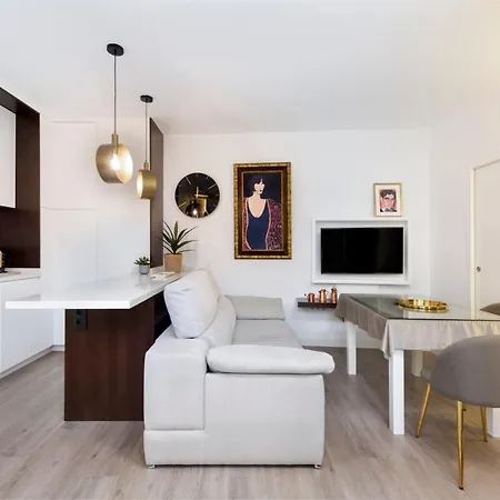 Unika Homes Faustino & Terrace Sevilla Exterior foto